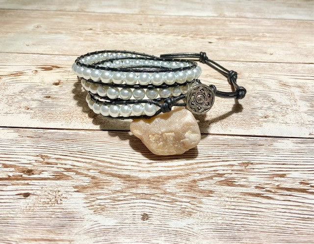 Glass Pearl Bracelet