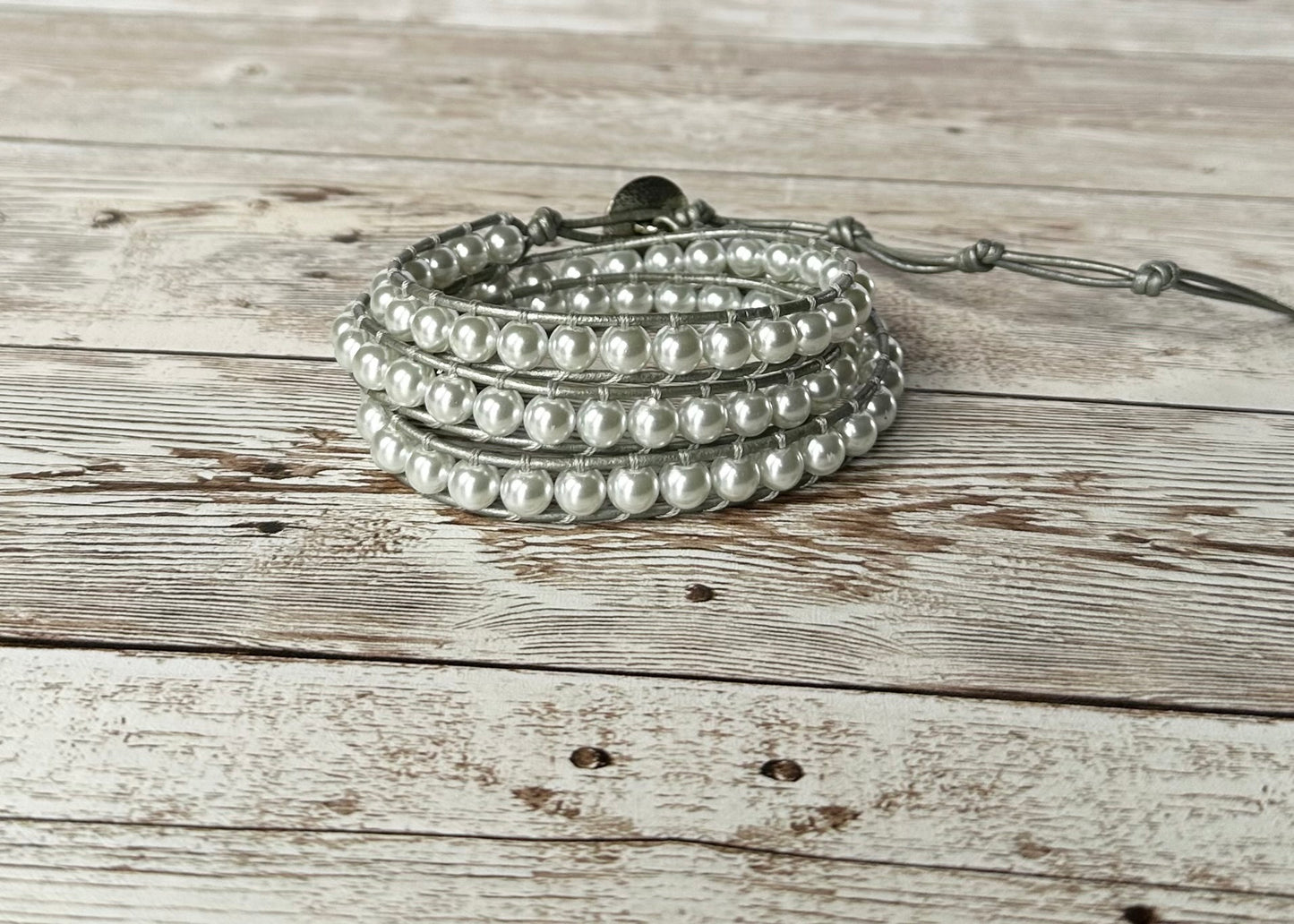 Glass Pearl Bracelet
